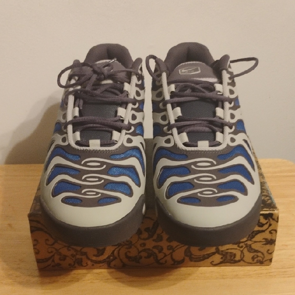 New Nike Men's Blue and Gray Sneakers Size US 10